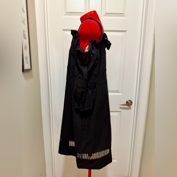 Gracia Black Crochet/Eyelet/Cotton Cold Shoulder Dress, XL - Picture 4 of 7